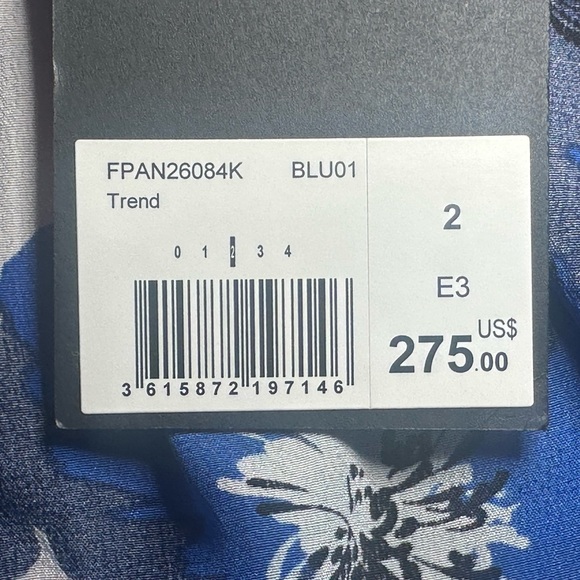 NWT SIZE 2/US M The Kooples Floral Wide Leg Pants in Blue and White - Picture 9 of 13